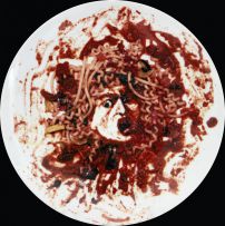 Vik Muniz - Medusa - Spaghetti Marinara (após Caravaggio, 1590)